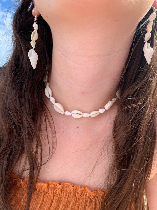 Double Shell Necklace
